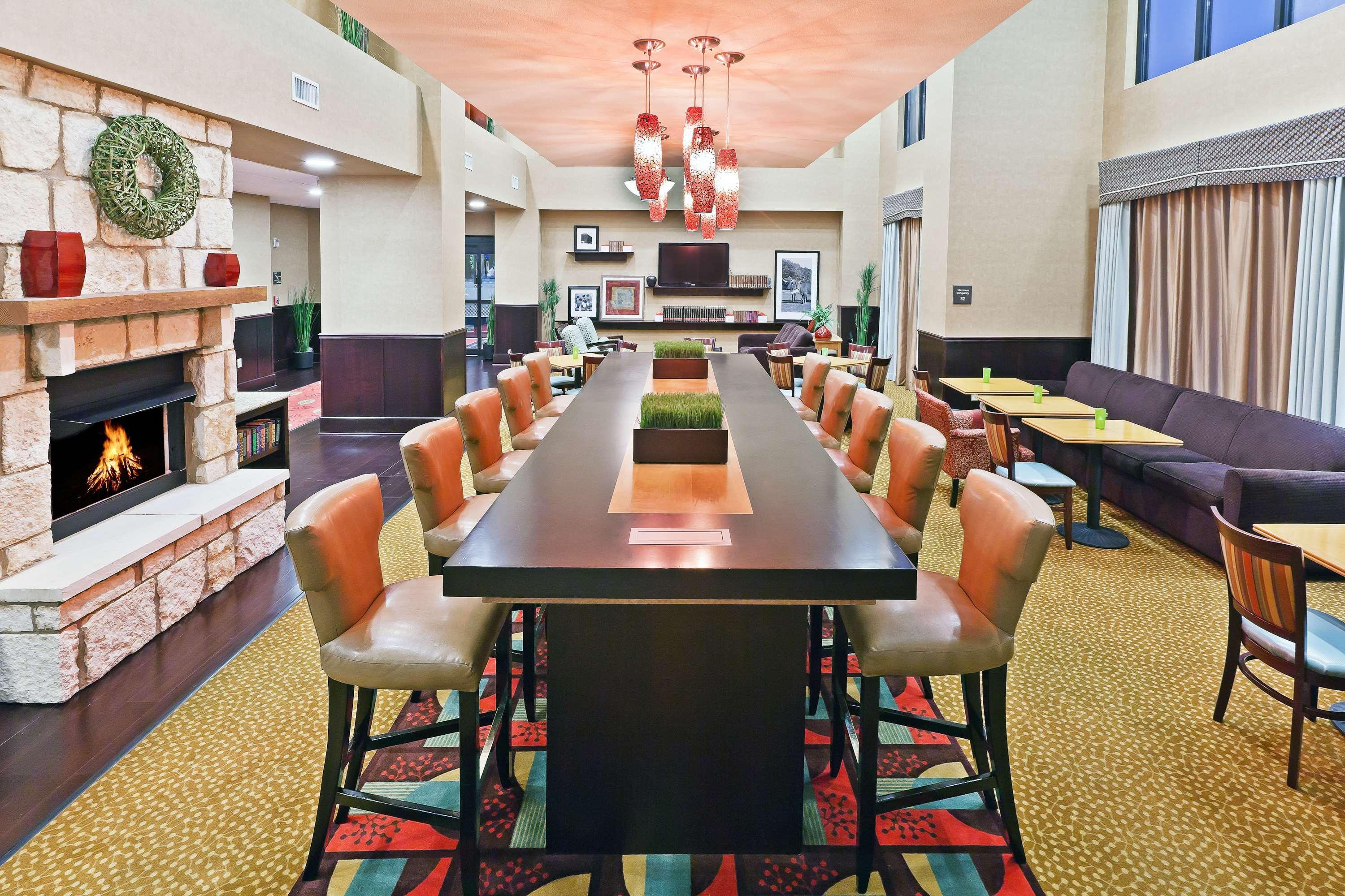 Hampton Inn And Suites Austin - Lakeway Restoran fotoğraf